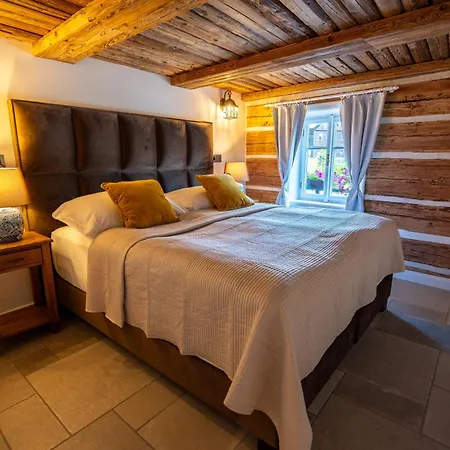 Sklarna - Luxury Beds By Natynaty Apart Otel 3*