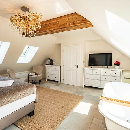 Sklarna - Luxury Beds By Natynaty Cvikov