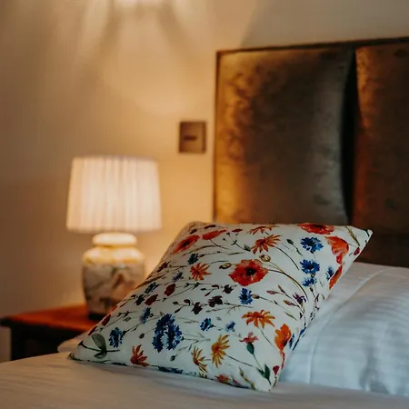 Sklárna - Luxury Beds By Natynaty Apart-hotel 3*