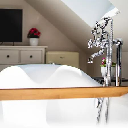 Sklarna - Luxury Beds By Natynaty Apart Otel 3*