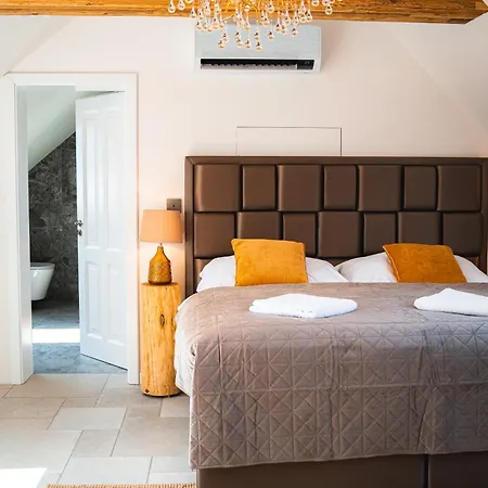 Sklarna - Luxury Beds By Natynaty 3*